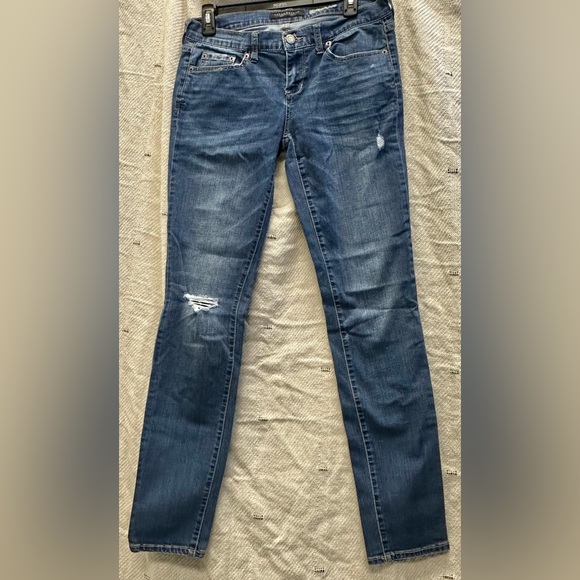 blue jeans aeropostale skinny size 6 regular distressed Lightweight Stretch(b6) - Picture 1 of 4